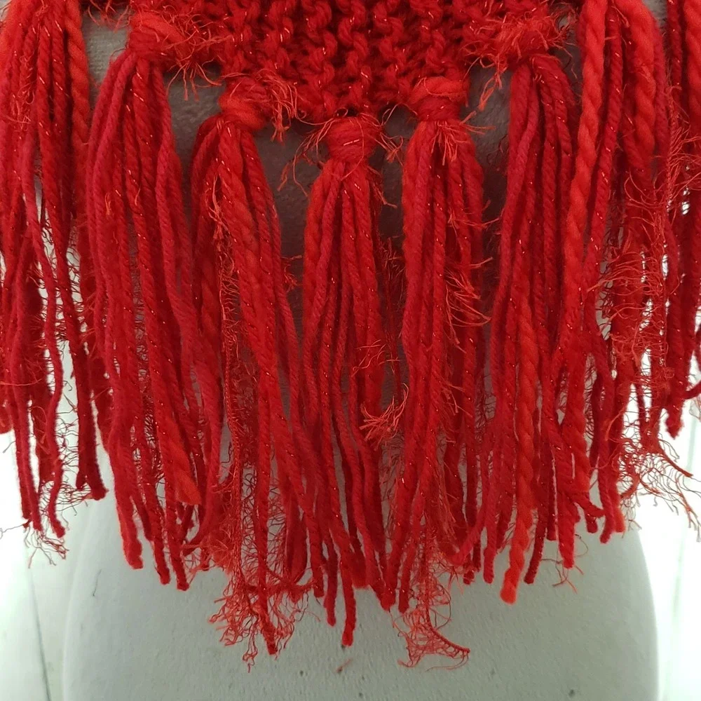 NEW‎ Hand Knitted Red Metallic Boho Cowl Scarf Fringe Shimmer Festive Glam Party